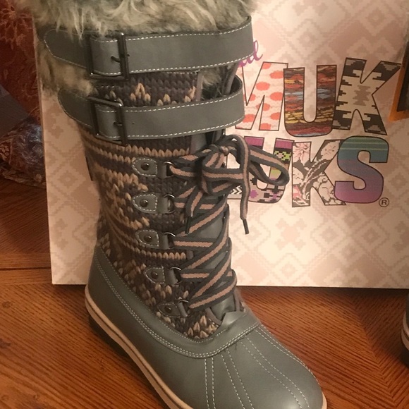 Women’s Muk Luk boots NEW. Size 9 - Picture 3 of 5